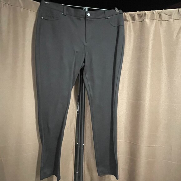 Dkny Pants - NWT Women's Lg DKNY Jeans Black Midweight Straight Leg Ponte Comfy Stretch Pants